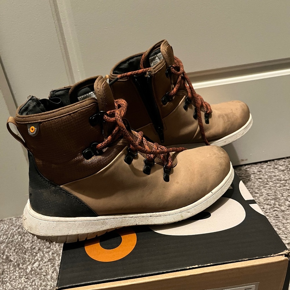 Bogs Juniper Hiker